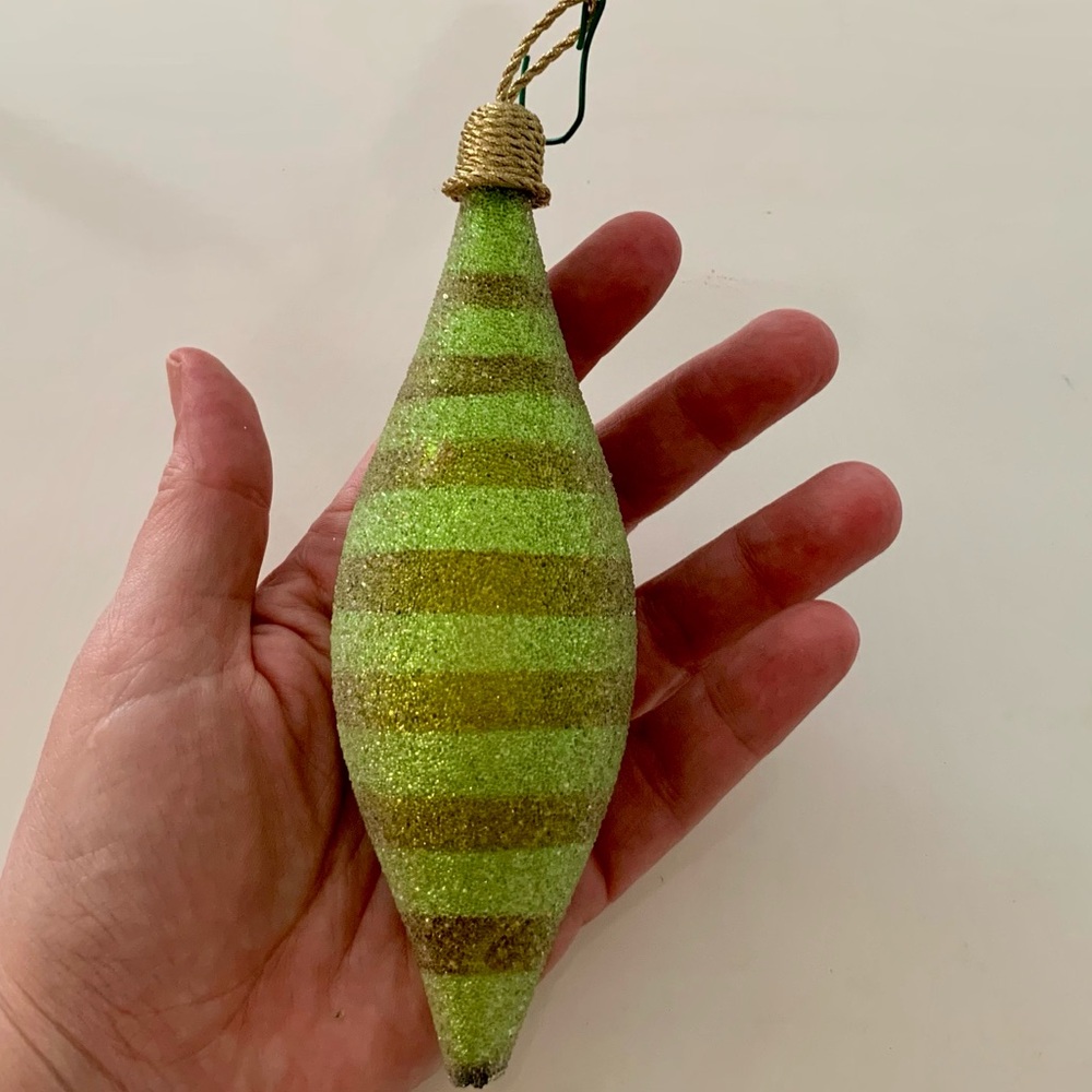 Set of 10 Vintage Blown Glass Christmas Ornaments - Picture 6 of 12